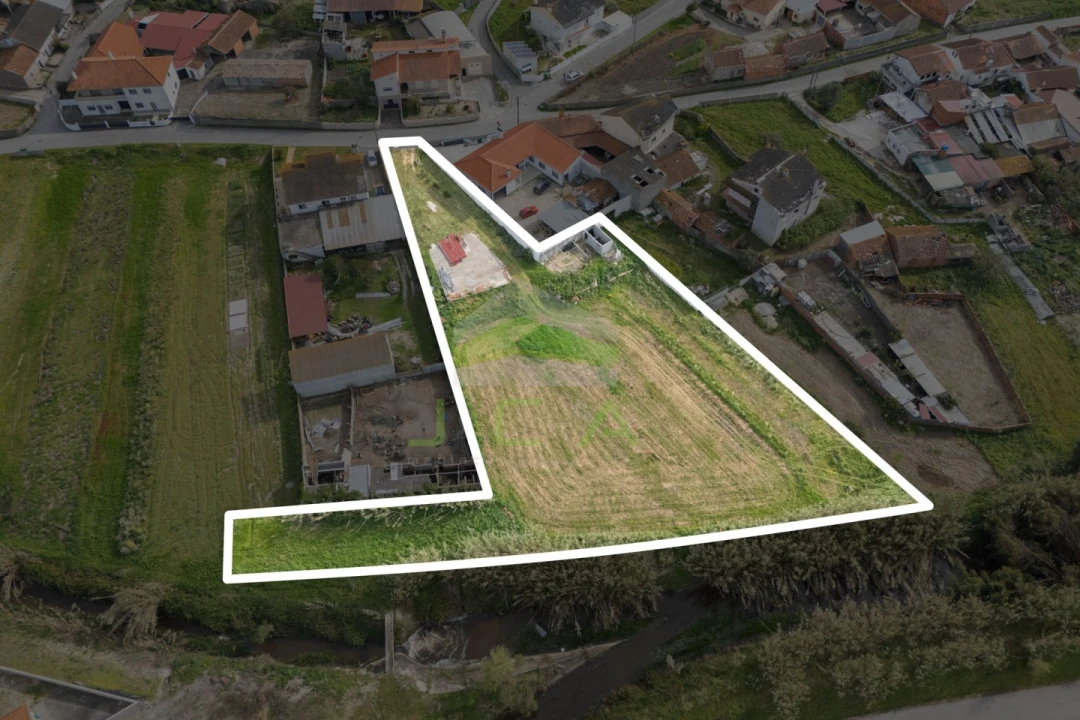 Terreno para Venda em Leiria, Pousos, Barreira e Cortes Foto 1