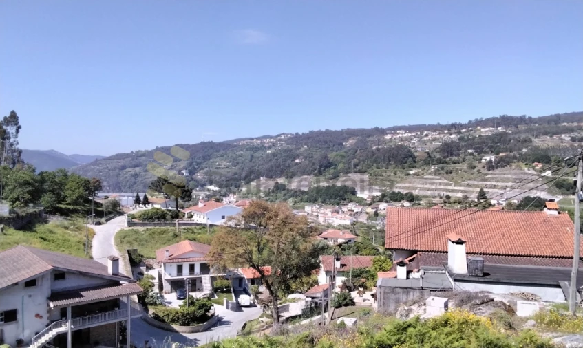 Terreno para Venda em Alpendorada, Várzea e Torrão Foto 13
