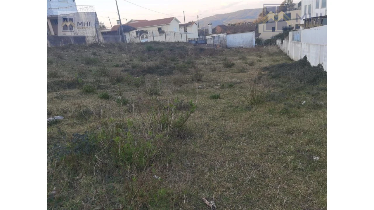 Terreno para Venda em Canedo, Vale e Vila Maior Foto 3