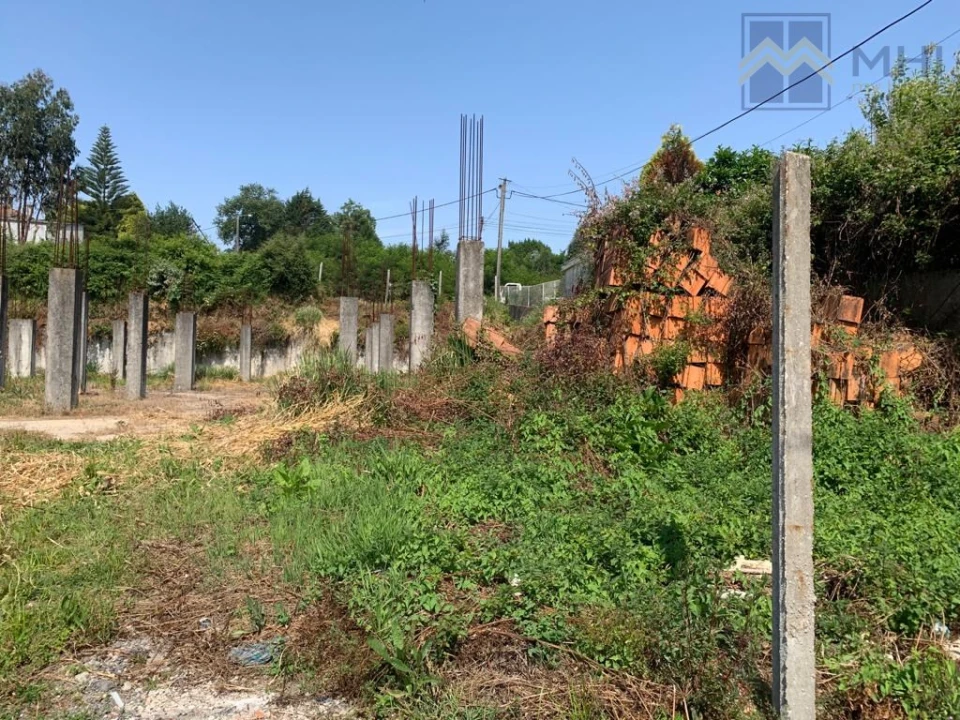 Terreno para Venda em Pedroso e Seixezelo Foto 1