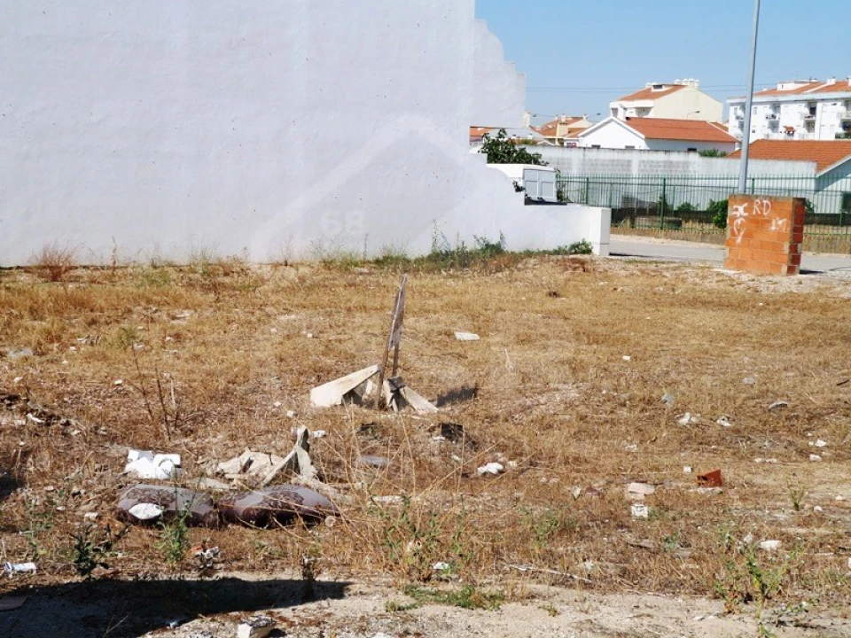 Terreno para Venda em Samora Correia Foto 6