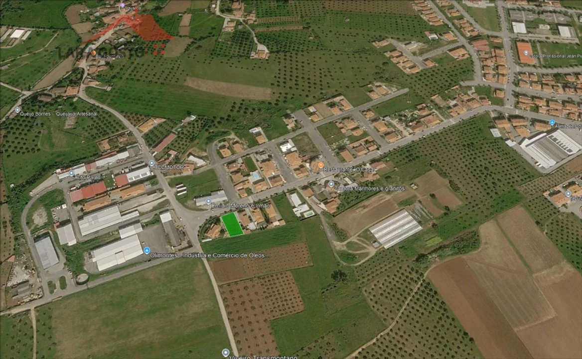 Terreno para Venda em Macedo de Cavaleiros Foto 2