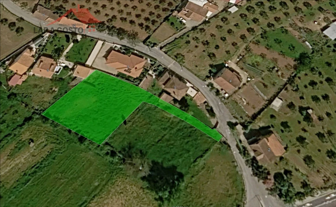 Terreno para Venda em Macedo de Cavaleiros Foto 1