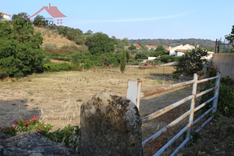 Terreno para Venda em Macedo de Cavaleiros Foto 1