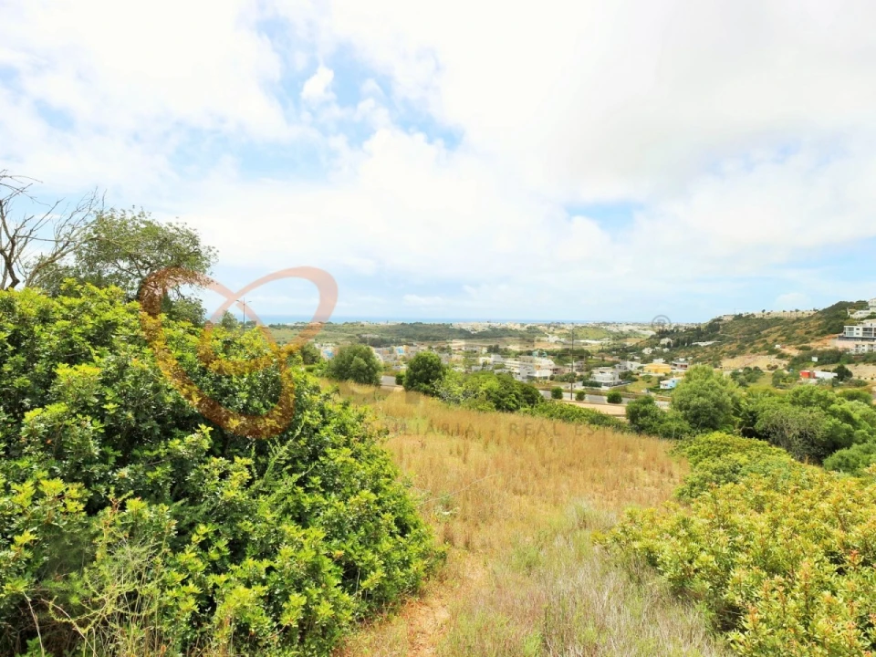 Terreno para Venda em Albufeira e Olhos de Água Foto 1
