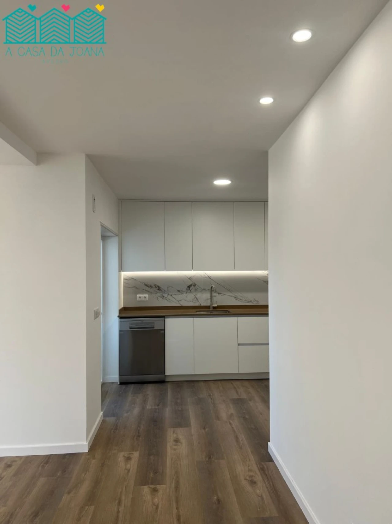 Apartamento T3 para Venda em Santo Antonio dos Olivais Foto 3