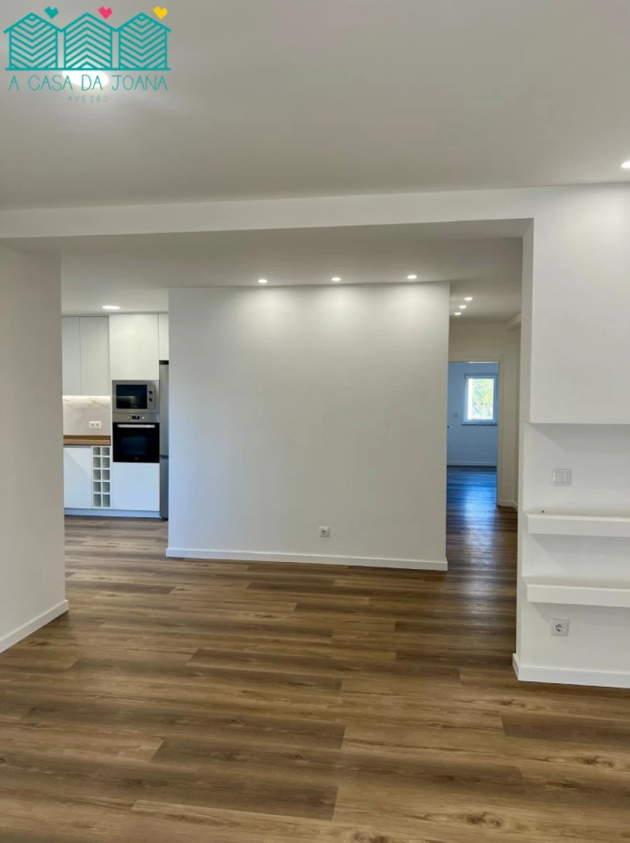 Apartamento T3 para Venda em Santo Antonio dos Olivais Foto 6