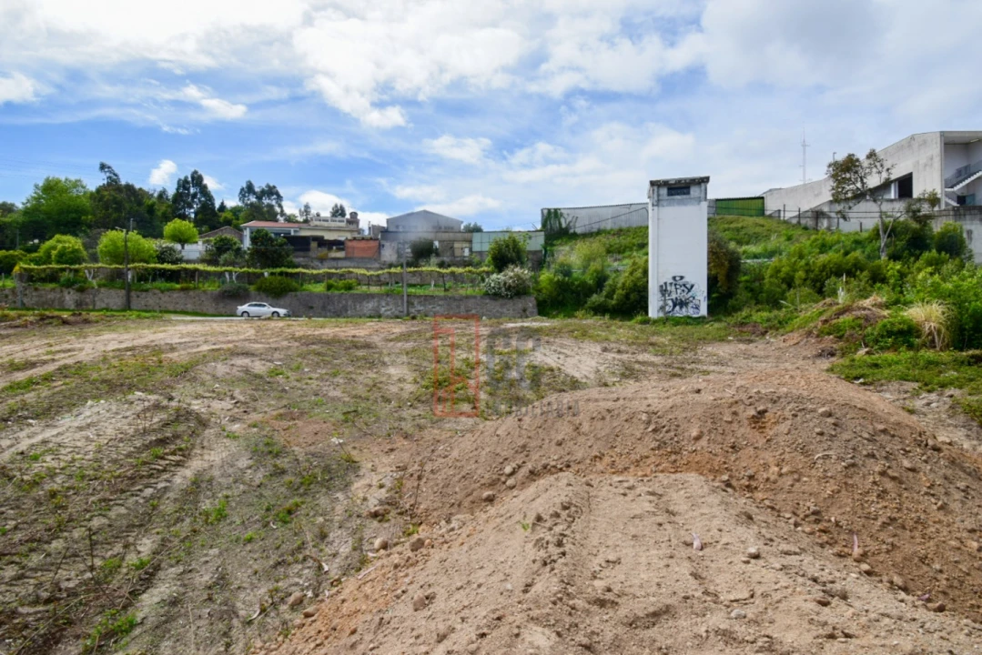 Terreno para Venda em Pedroso e Seixezelo Foto 3