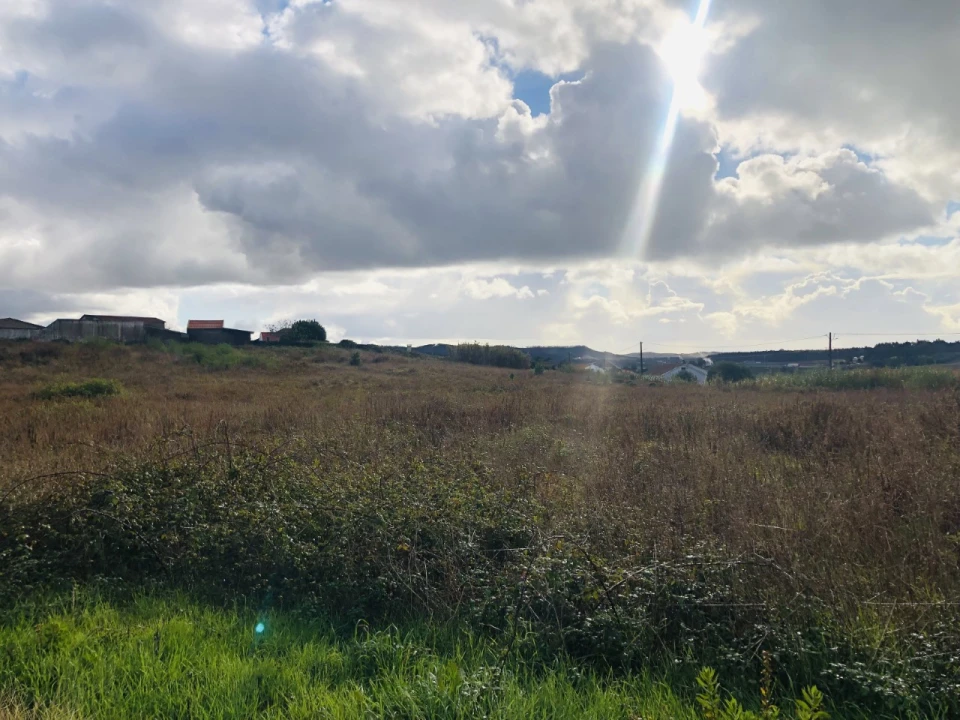 Terreno para Venda em Ramalhal Foto 2