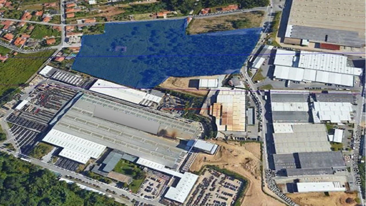 Terreno para Venda em Arcozelo Foto 1