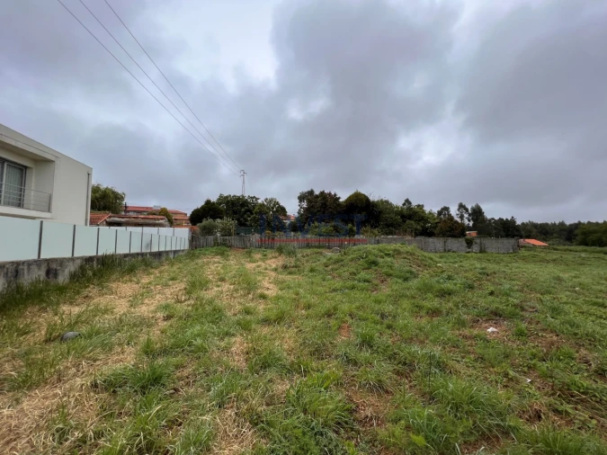 Terreno para Venda em Arcozelo Foto 6