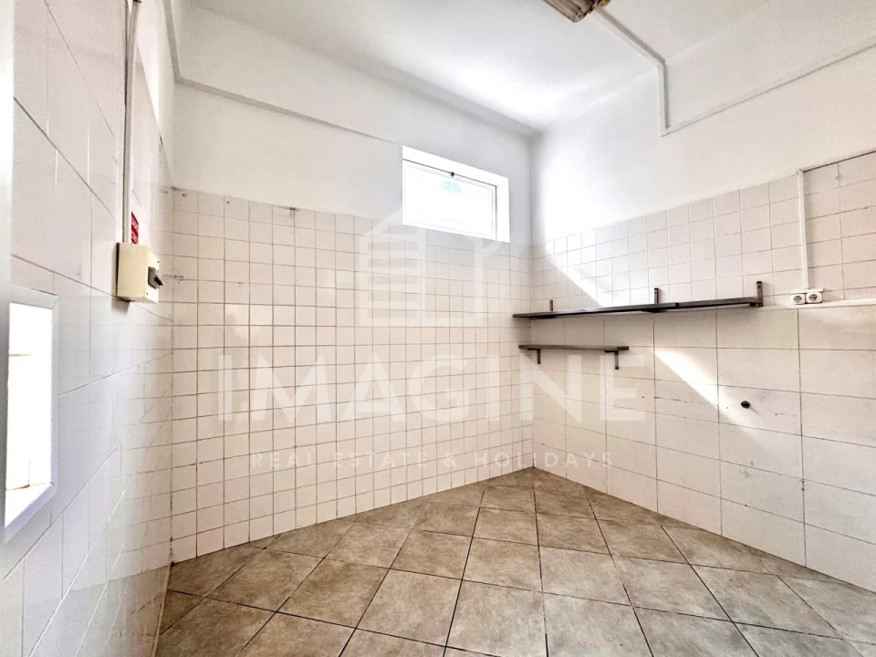 Loja para Arrendamento em União das Freguesias de Setúbal Foto 10