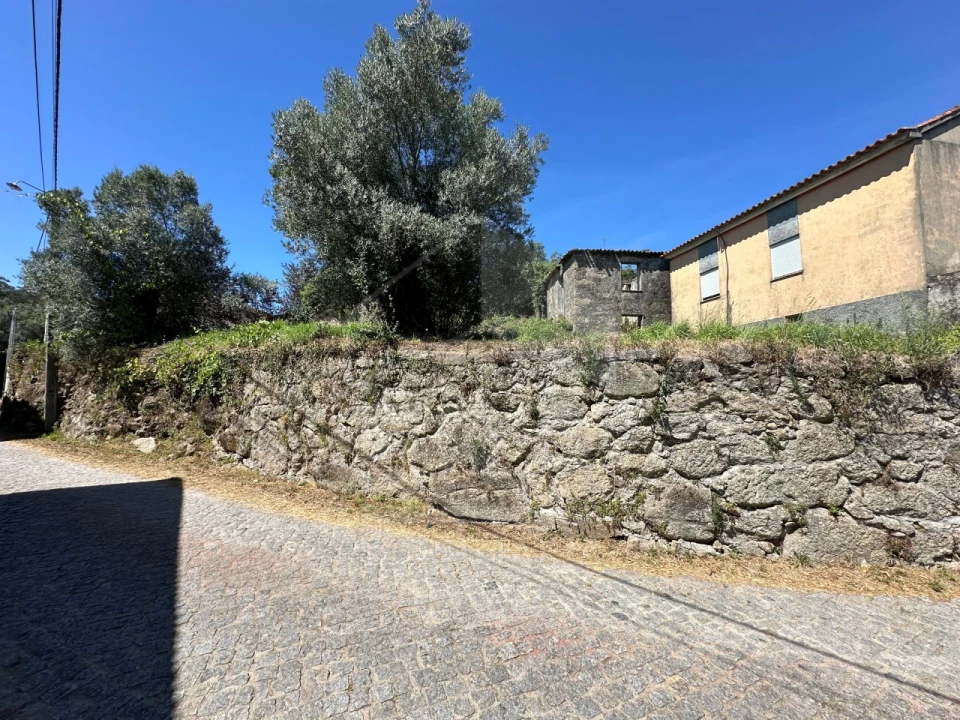 Terreno para Venda em Palmeira de Faro e Curvos Foto 2
