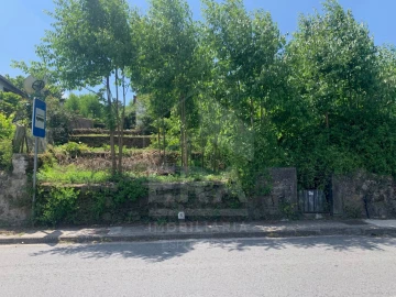 Terreno para Venda em Mazarefes e Vila Fria