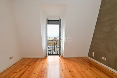 Apartamento T3 para Venda em Penha de França