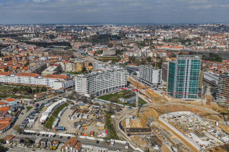 Apartamento T3 para Venda em Santa Marinha e São Pedro da Afurada Foto 28