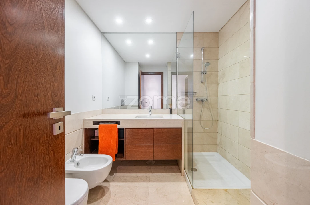 Apartamento T3 para Venda em Santa Marinha e São Pedro da Afurada Foto 15