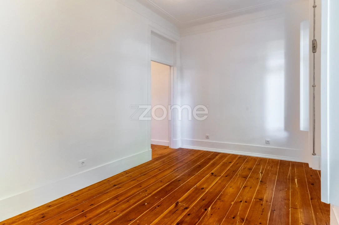 Apartamento T2 para Arrendamento em Estrela Foto 17