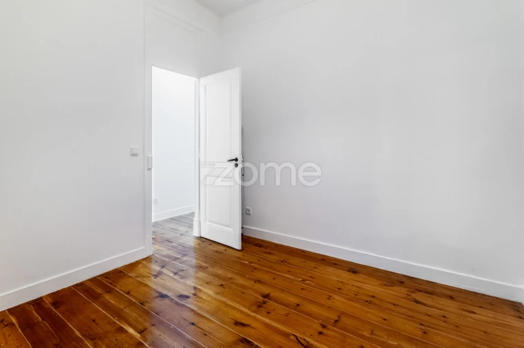 Apartamento T2 para Arrendamento em Estrela Foto 16