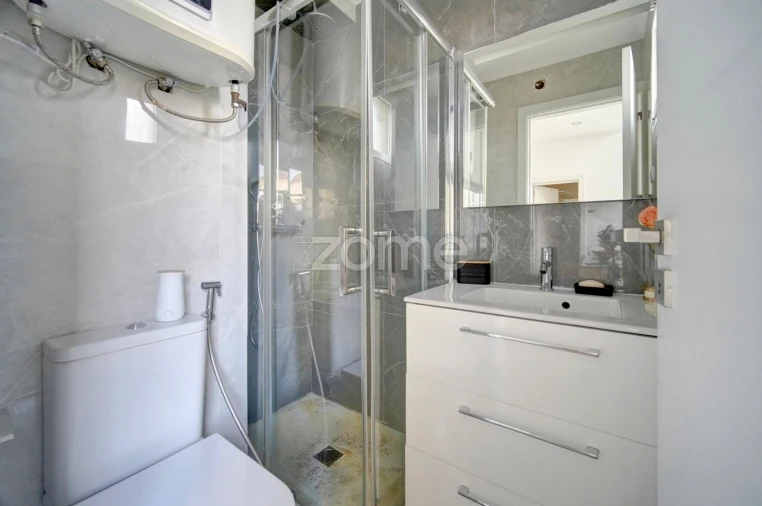 Apartamento T3 para Arrendamento em Areeiro Foto 14