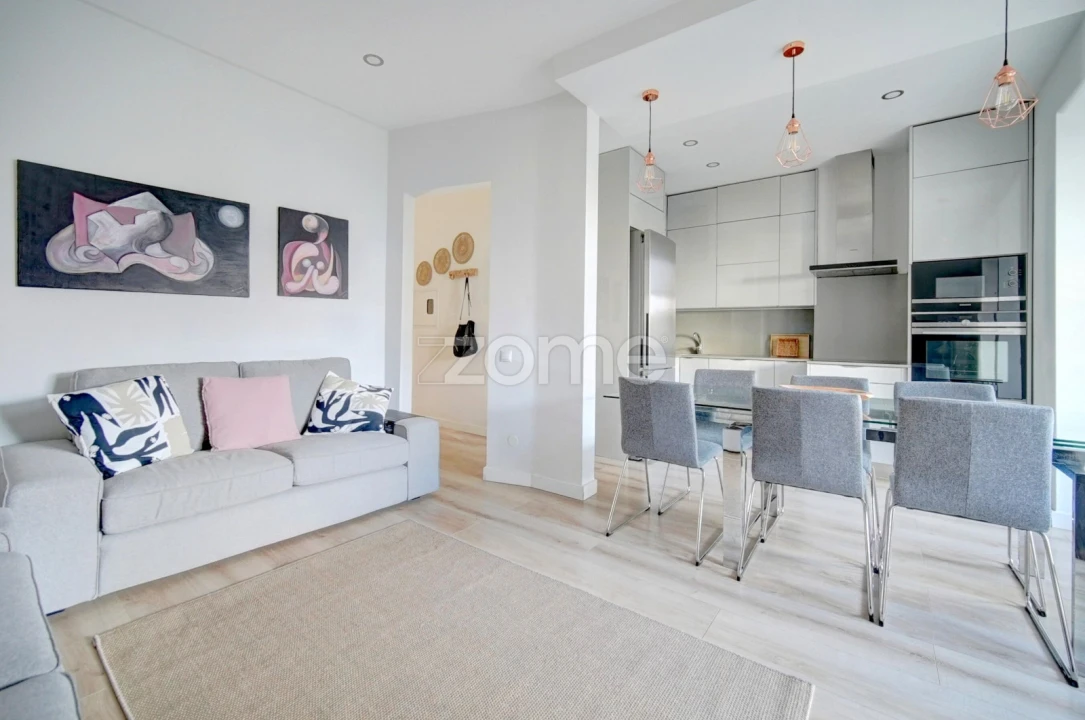 Apartamento T3 para Arrendamento em Areeiro Foto 1