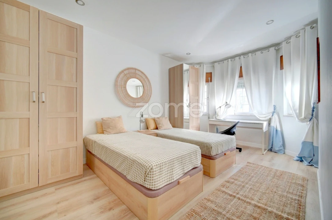 Apartamento T3 para Arrendamento em Areeiro Foto 16