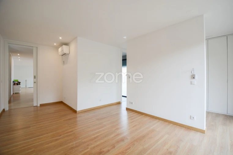 Moradia T6 para Venda em Caparica e Trafaria Foto 19