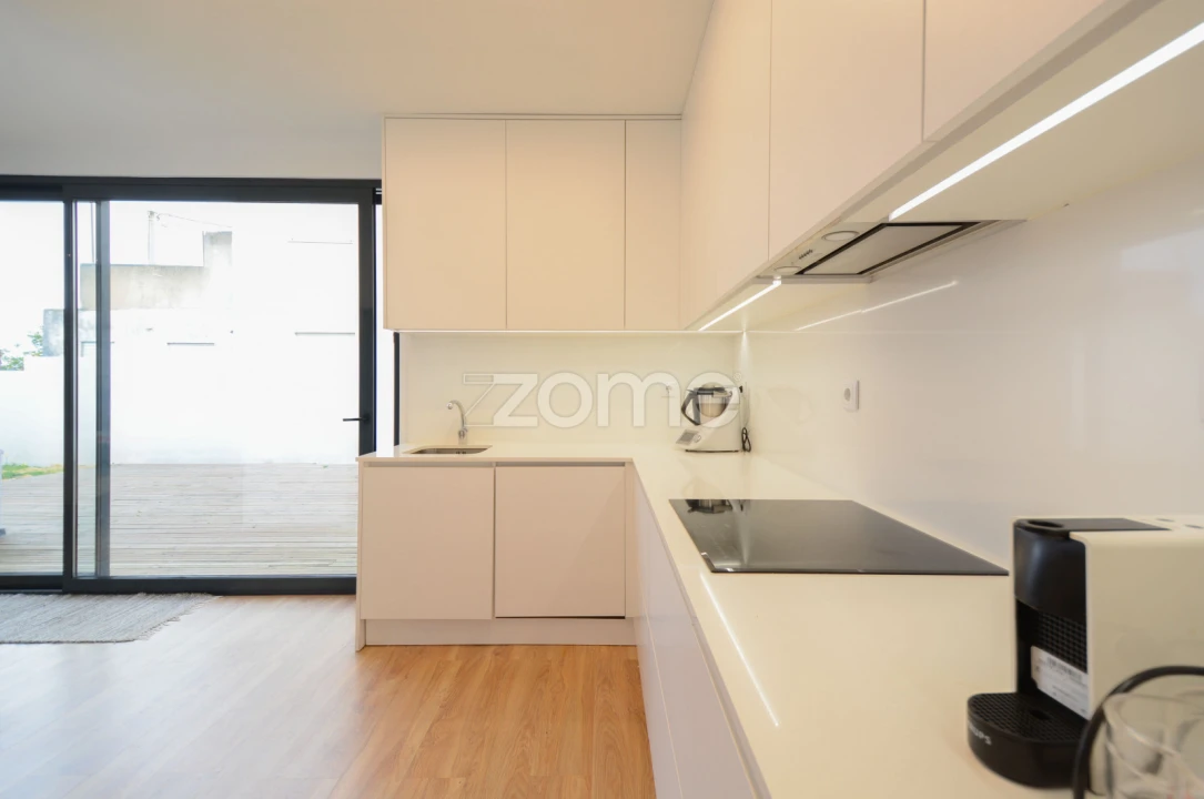 Moradia T6 para Venda em Caparica e Trafaria Foto 16