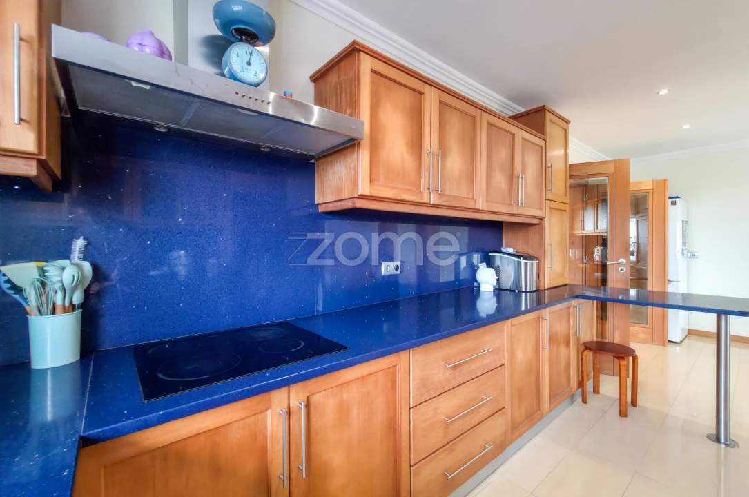 Moradia T6 para Venda em Fenais da Luz Foto 9