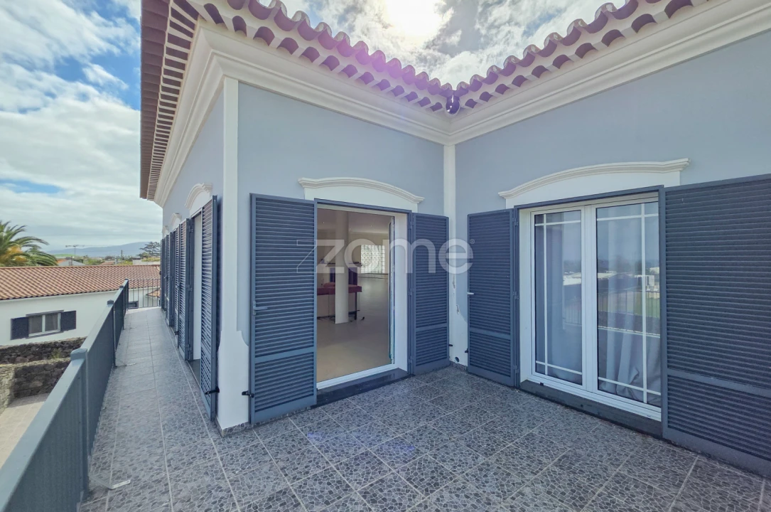 Moradia T6 para Venda em Fenais da Luz Foto 33