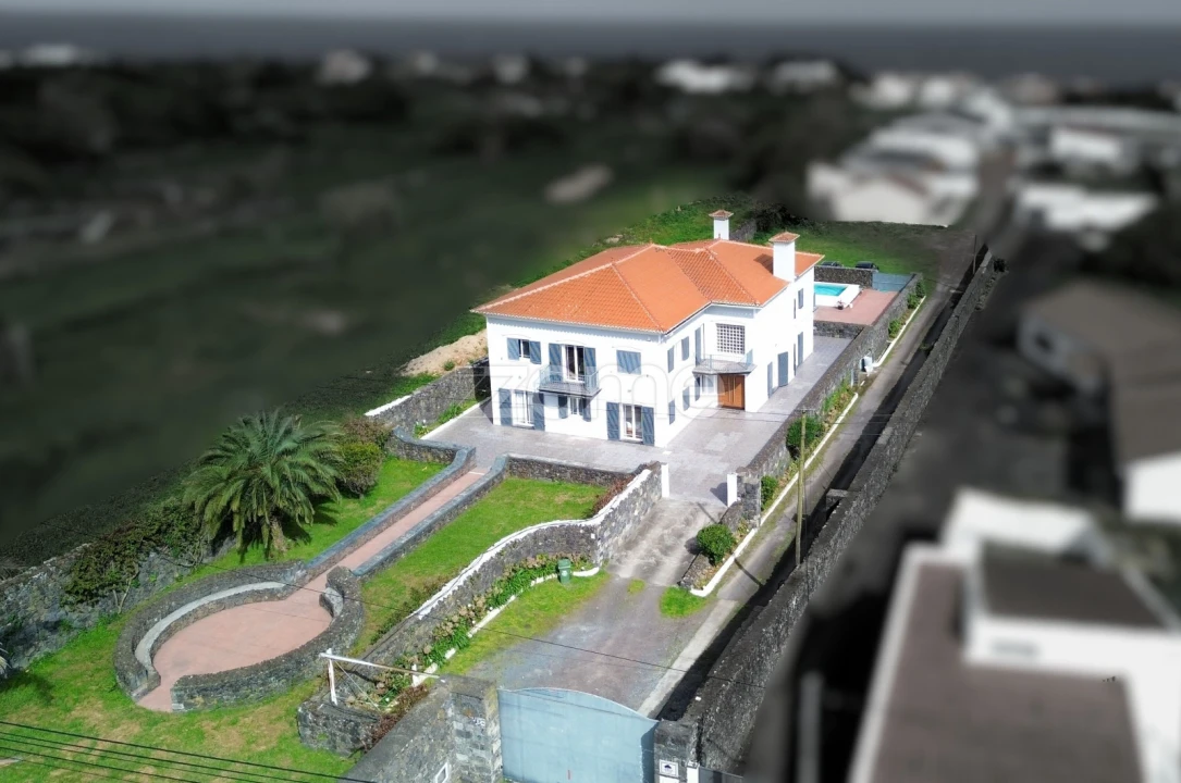 Moradia T6 para Venda em Fenais da Luz Foto 44