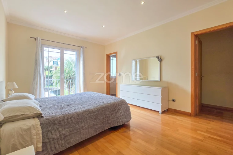 Moradia T6 para Venda em Fenais da Luz Foto 26