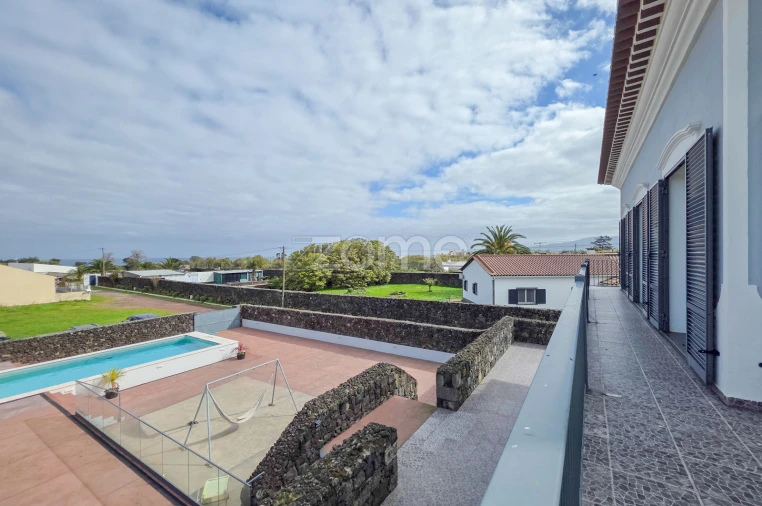 Moradia T6 para Venda em Fenais da Luz Foto 34