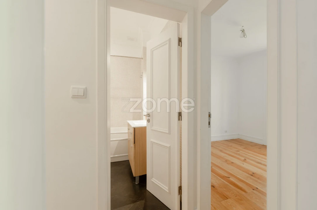 Apartamento T3 para Venda em Campo de Ourique Foto 25