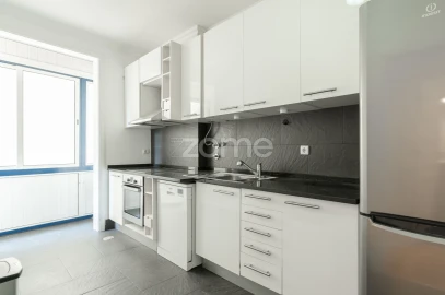 Apartamento T3 para Venda em Campo de Ourique