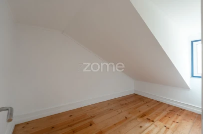 Apartamento T3 para Venda em Campo de Ourique