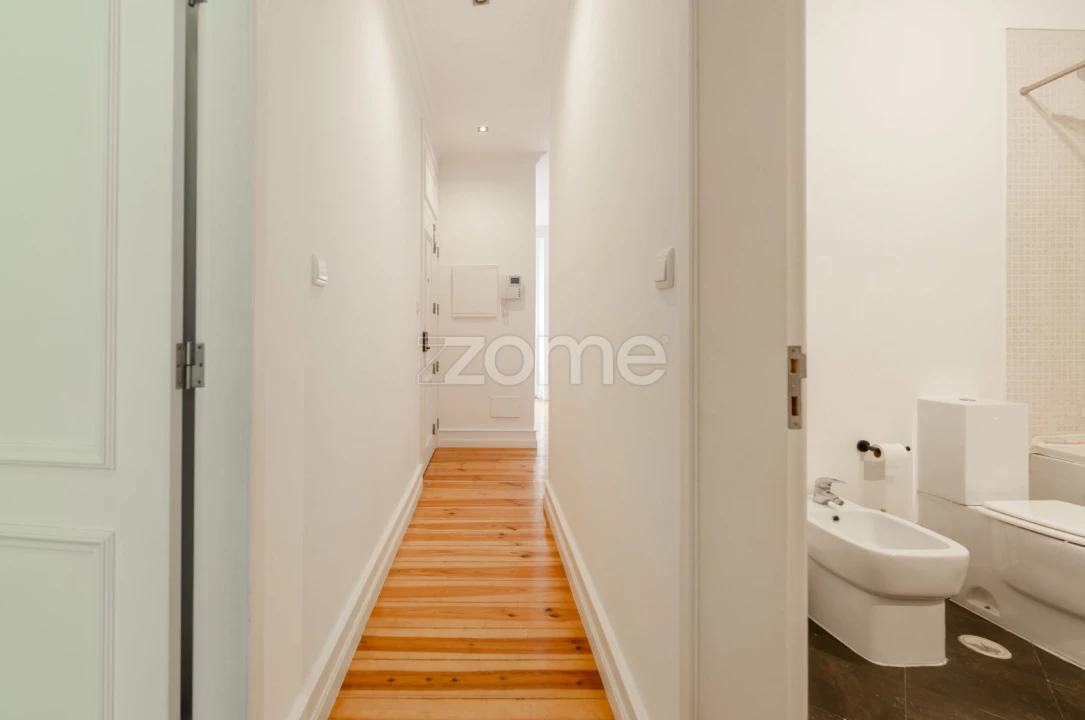 Apartamento T3 para Venda em Campo de Ourique Foto 19