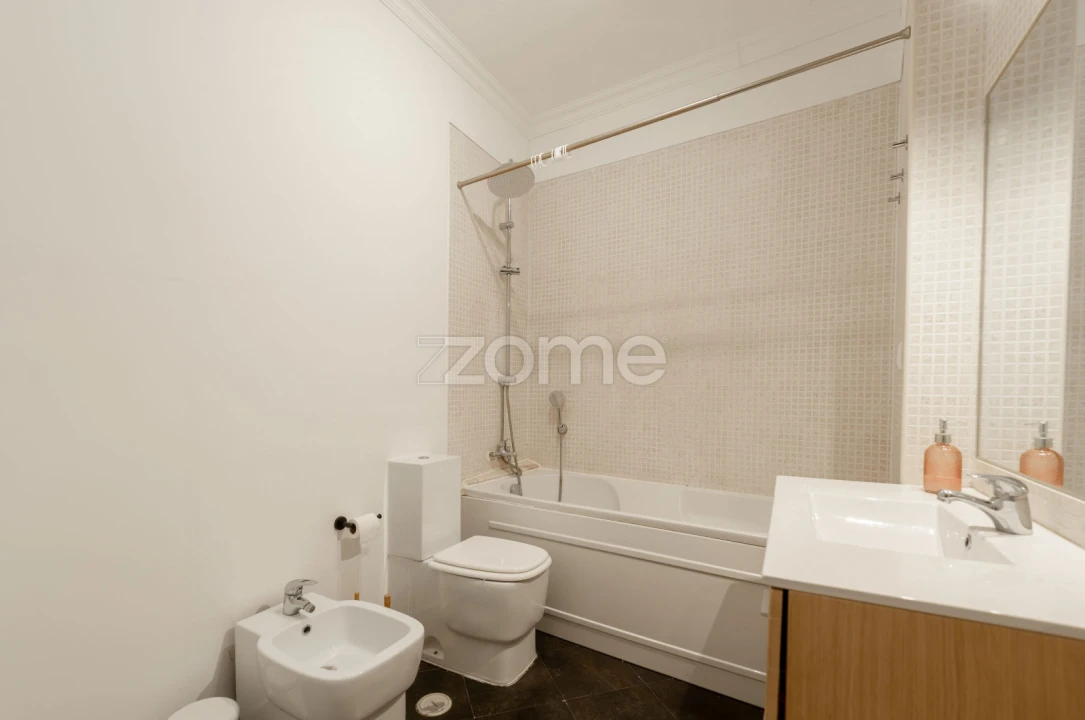 Apartamento T3 para Venda em Campo de Ourique Foto 18