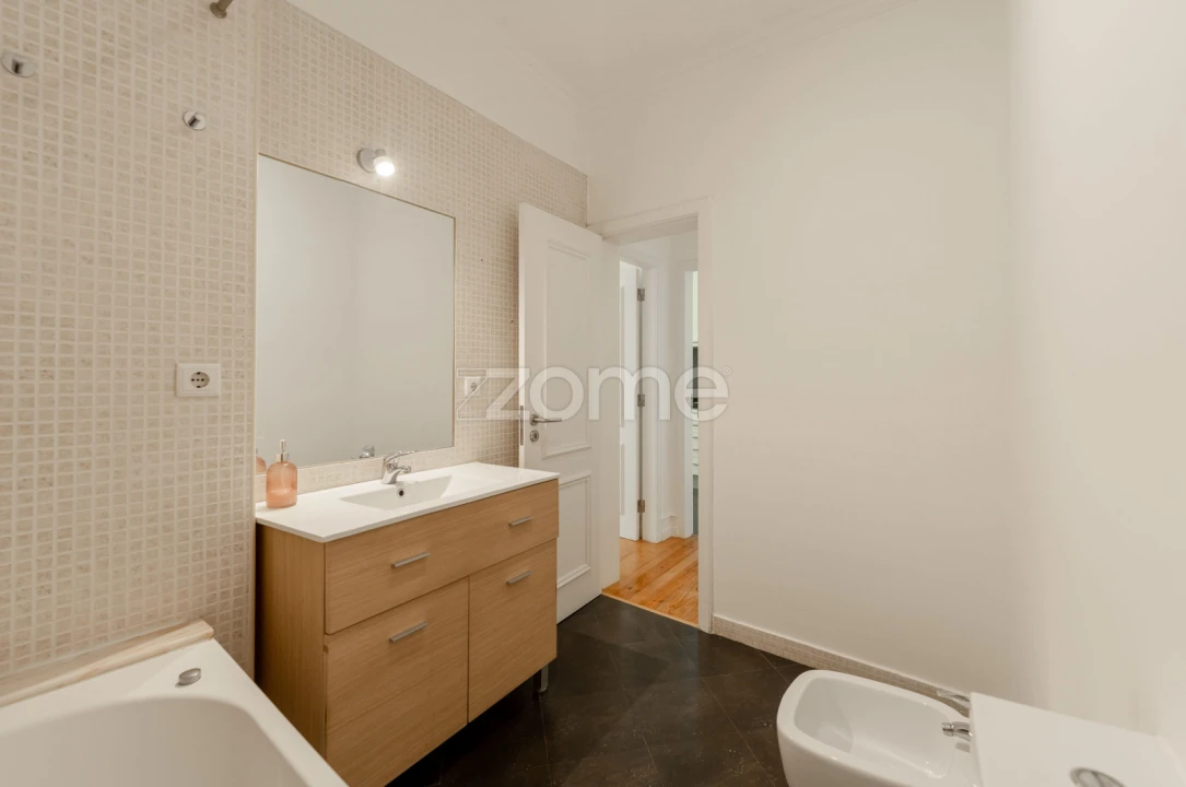 Apartamento T3 para Venda em Campo de Ourique Foto 17