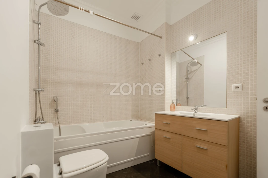 Apartamento T3 para Venda em Campo de Ourique Foto 16