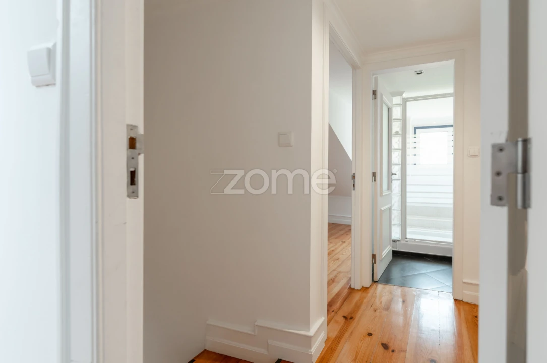 Apartamento T3 para Venda em Campo de Ourique Foto 34