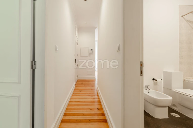 Apartamento T3 para Venda em Campo de Ourique Foto 19