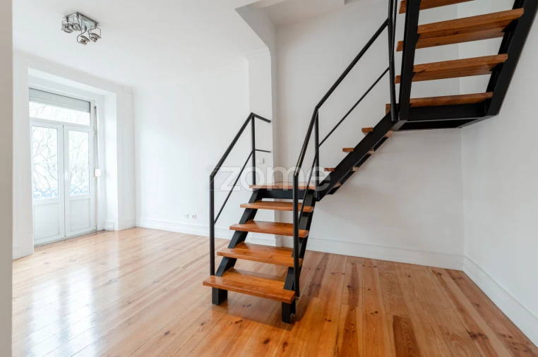 Apartamento T3 para Venda em Campo de Ourique Foto 14
