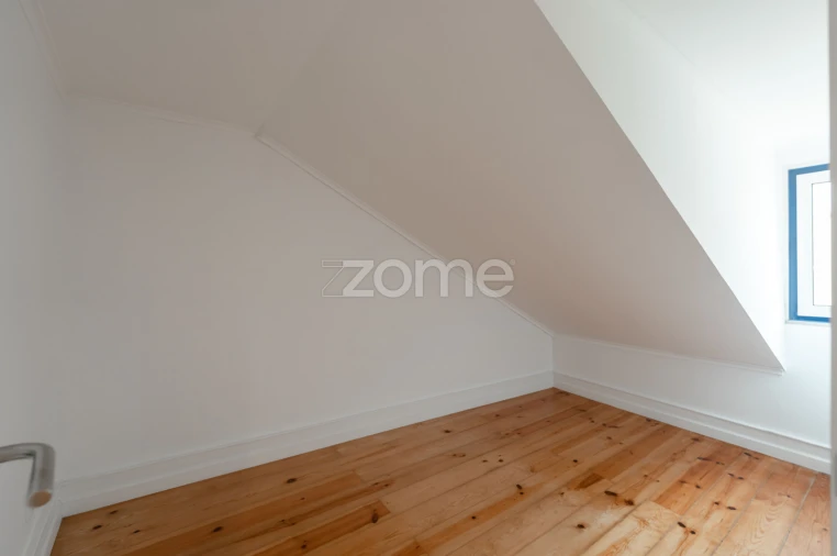 Apartamento T3 para Venda em Campo de Ourique Foto 27