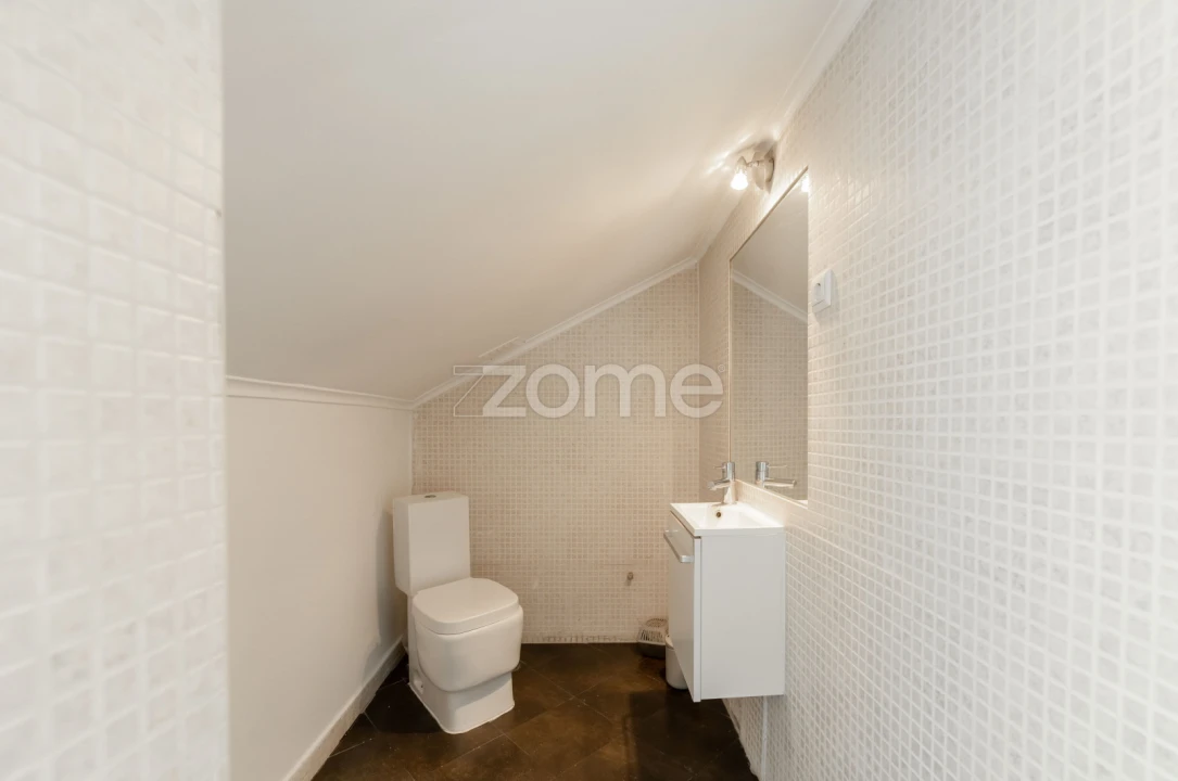 Apartamento T3 para Venda em Campo de Ourique Foto 30