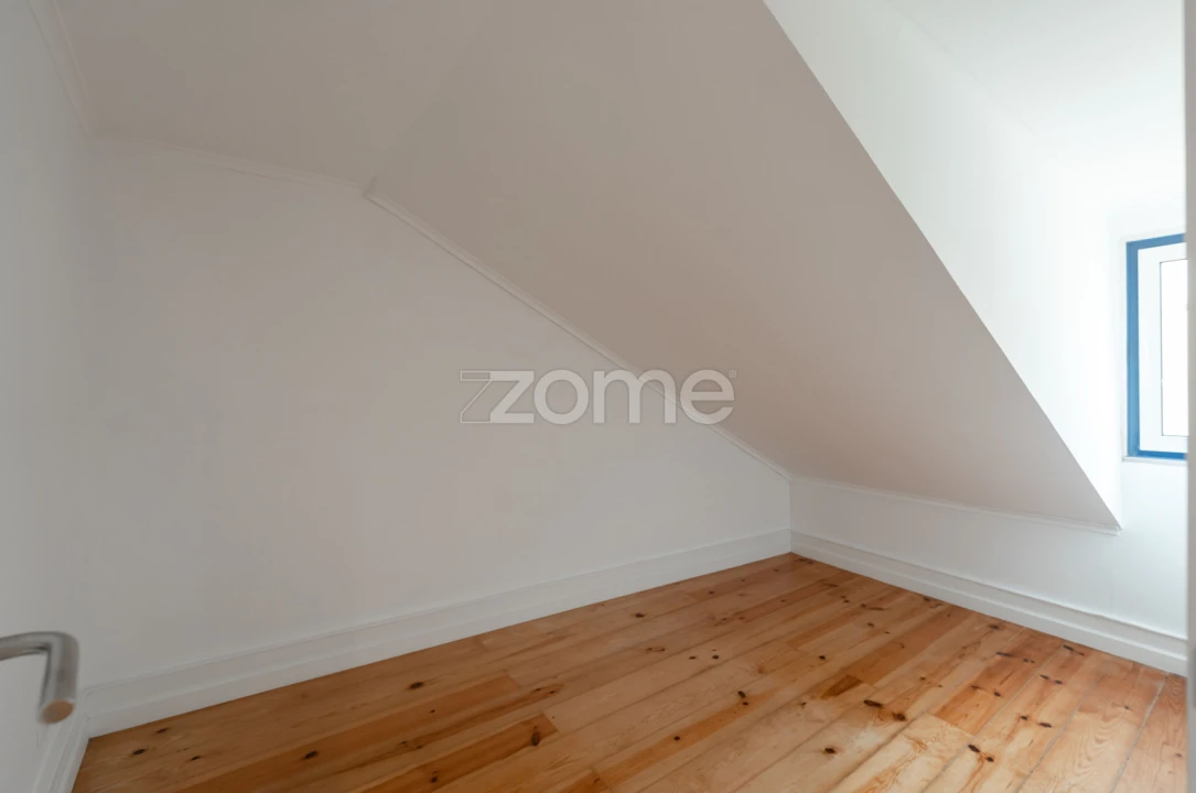 Apartamento T3 para Venda em Campo de Ourique Foto 27