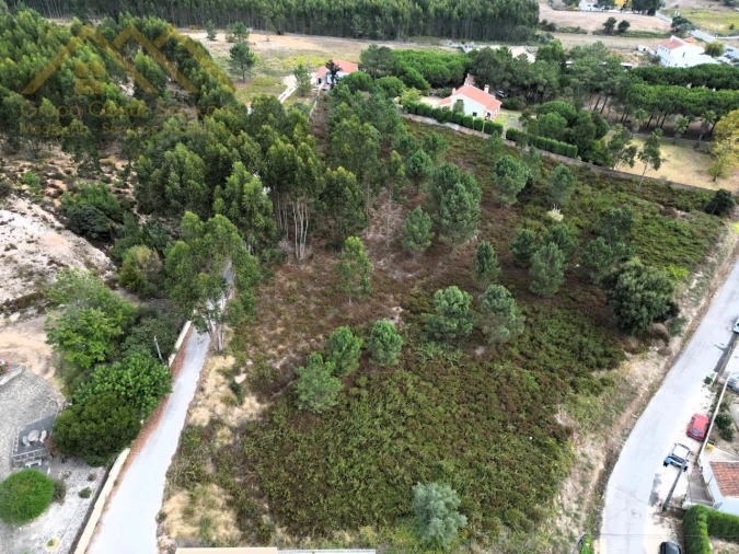 Terreno para Venda em Ramalhal Foto 4