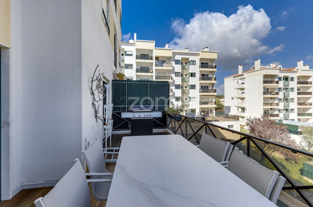 Apartamento T2 para Venda em Cascais e Estoril Foto 2