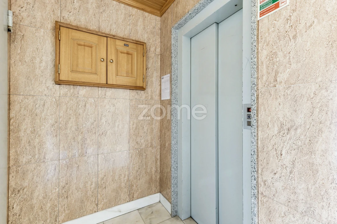 Apartamento T2 para Venda em Cascais e Estoril Foto 4