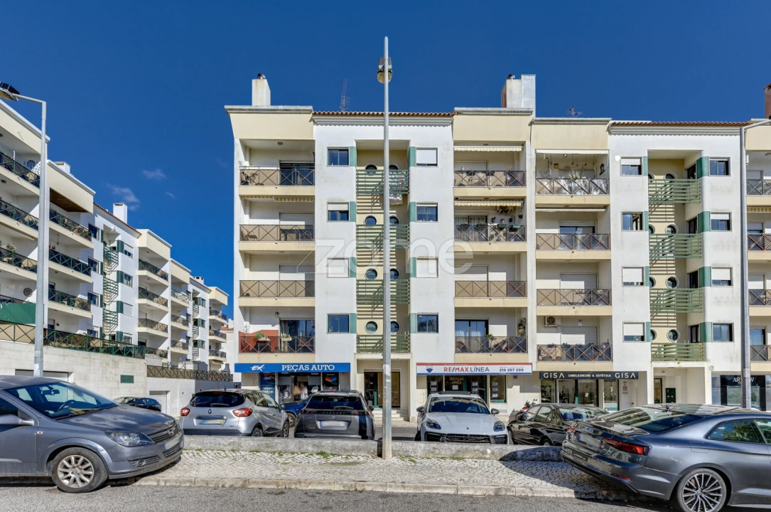 Apartamento T2 para Venda em Cascais e Estoril Foto 1